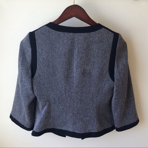 The Limited Collection Gray & Black Trimmed Blazer - Picture 3 of 8